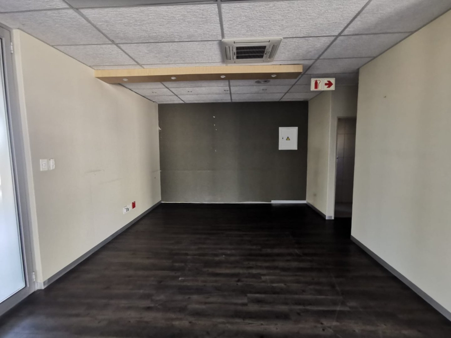 To Let commercial Property for Rent in Flamwood North West